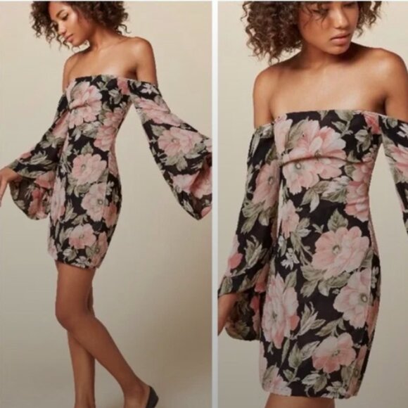 Reformation Dresses & Skirts - Reformation Casanova Floral Mini Dress Bell Sleeves